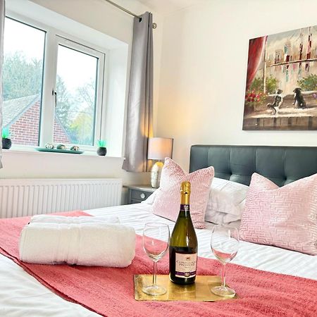 Walnut Flats-F5, Stylish 1-Bedroom - Parking, Netflix, Wifi - Close To Oxford, Bicester & Blenheim Palace Kidlington Εξωτερικό φωτογραφία