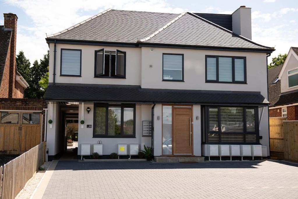 Walnut Flats-F5, Stylish 1-Bedroom - Parking, Netflix, Wifi - Close To Oxford, Bicester & Blenheim Palace Kidlington Εξωτερικό φωτογραφία