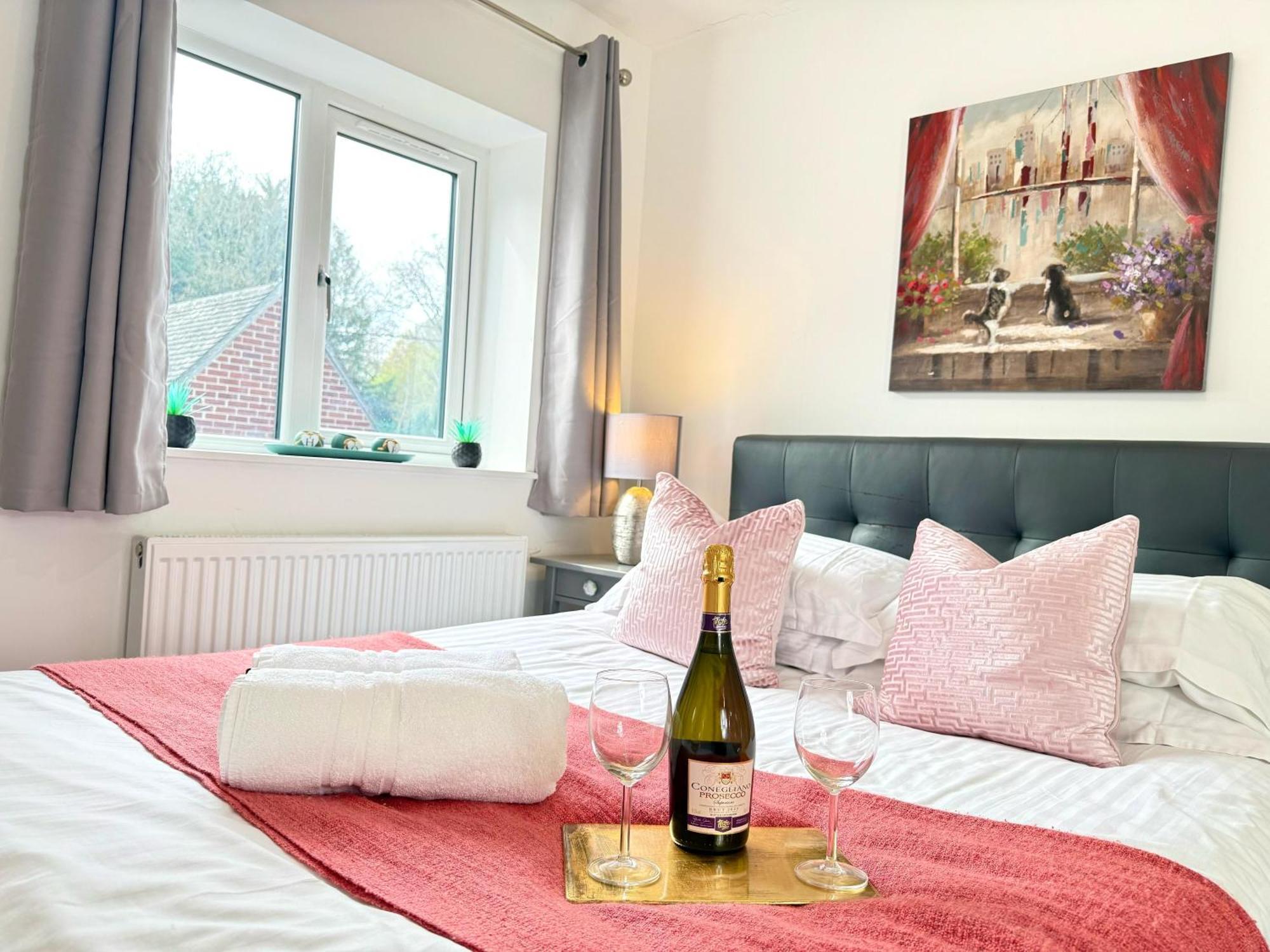Walnut Flats-F5, Stylish 1-Bedroom - Parking, Netflix, Wifi - Close To Oxford, Bicester & Blenheim Palace Kidlington Εξωτερικό φωτογραφία