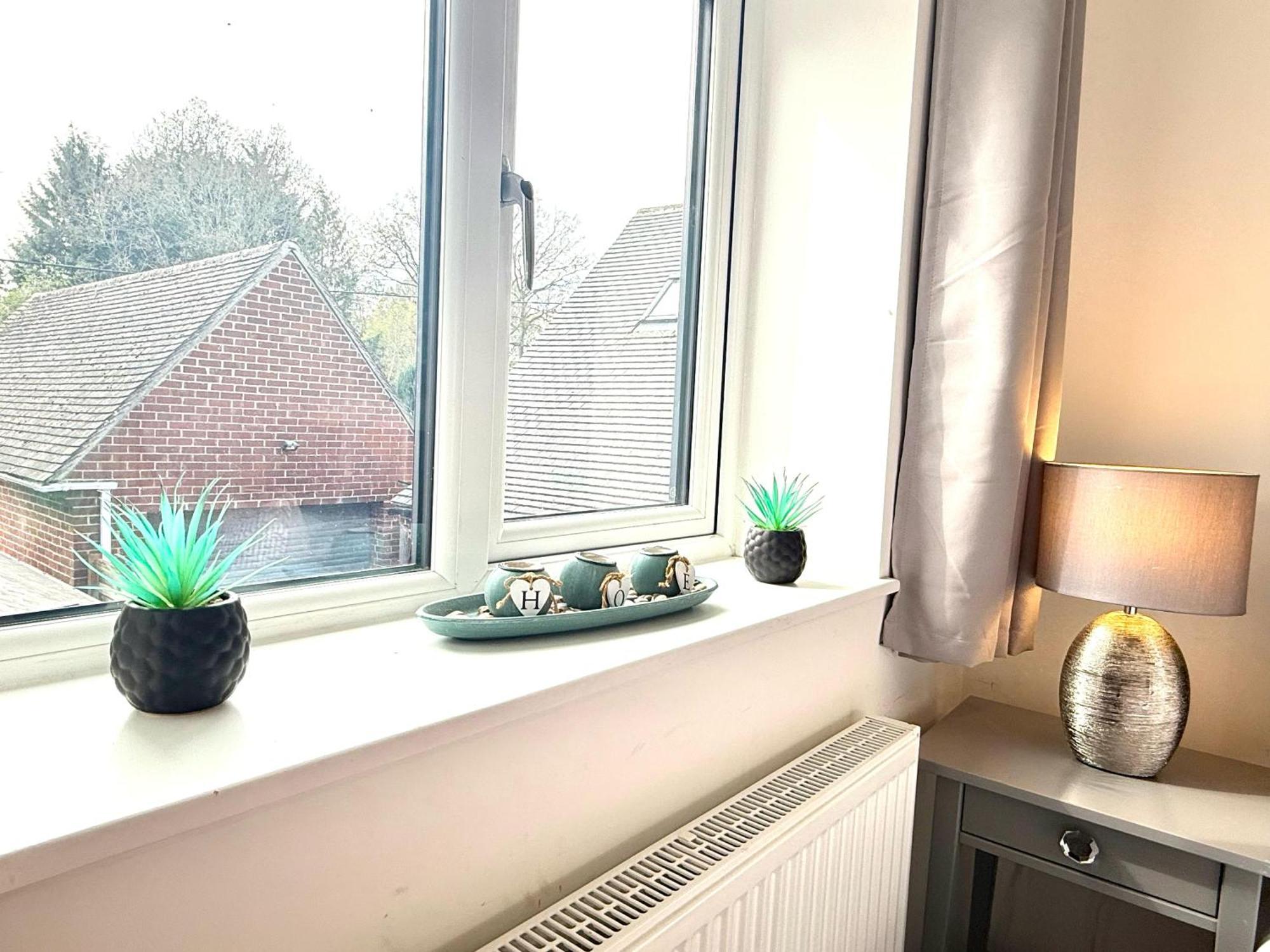 Walnut Flats-F5, Stylish 1-Bedroom - Parking, Netflix, Wifi - Close To Oxford, Bicester & Blenheim Palace Kidlington Εξωτερικό φωτογραφία
