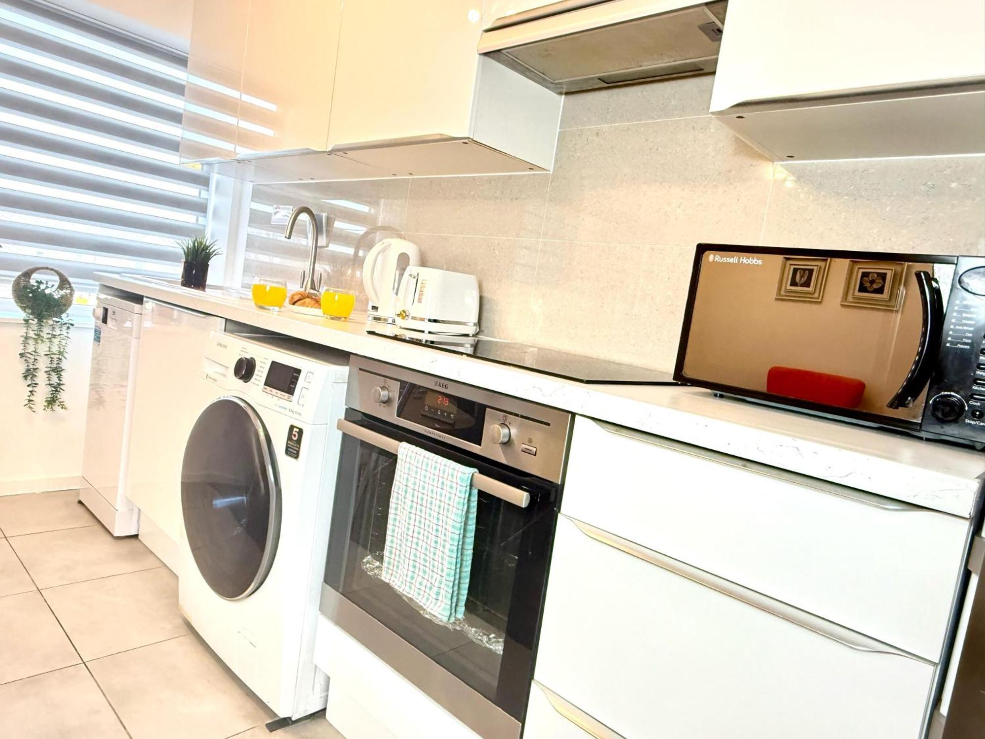 Walnut Flats-F5, Stylish 1-Bedroom - Parking, Netflix, Wifi - Close To Oxford, Bicester & Blenheim Palace Kidlington Εξωτερικό φωτογραφία